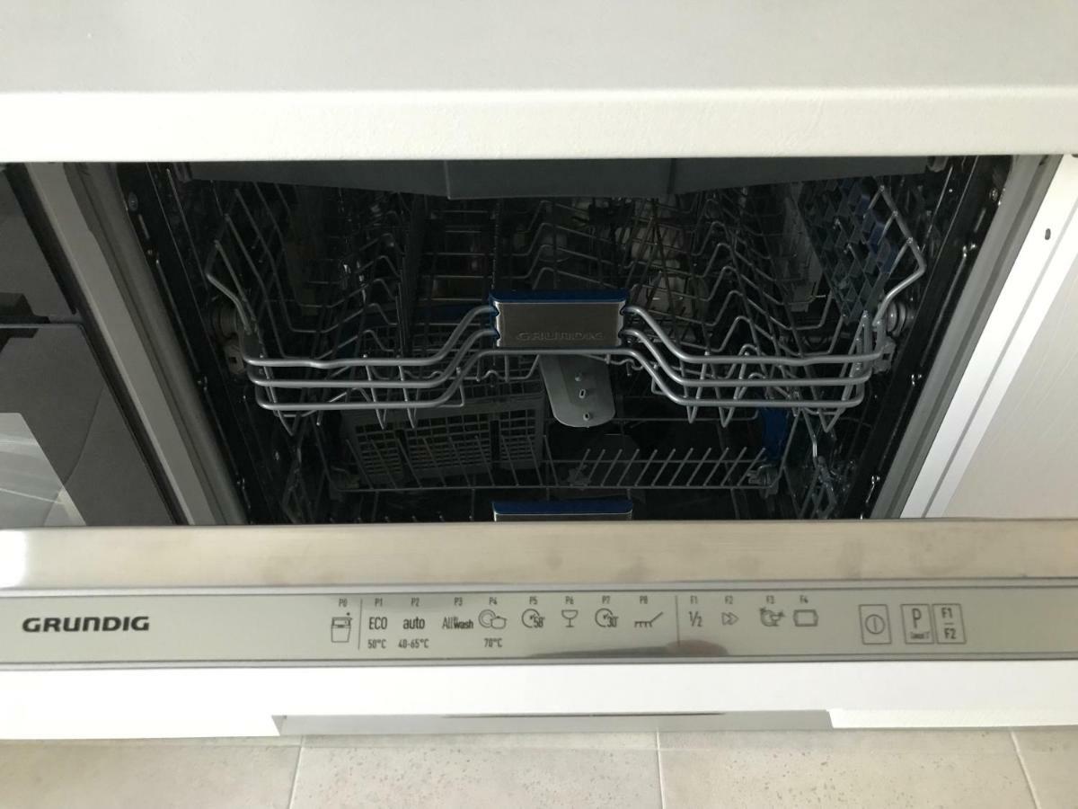 Luxury Westpark 2 Presidentialsuite With Lake View W4 布加勒斯特 外观 照片