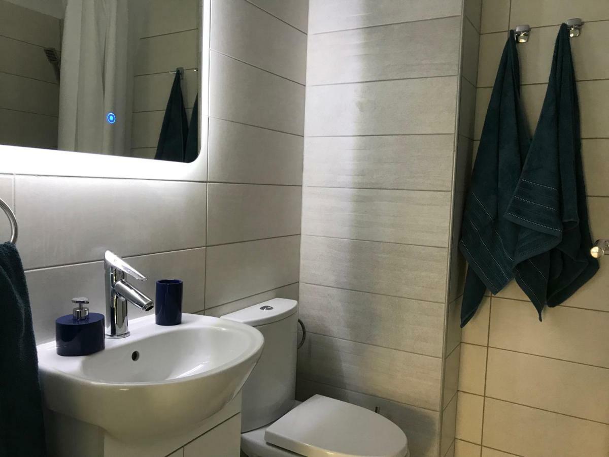 Luxury Westpark 2 Presidentialsuite With Lake View W4 布加勒斯特 外观 照片